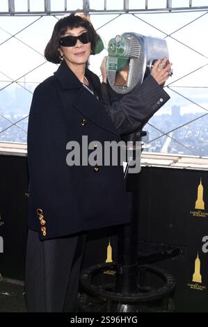 Michelle Yeoh assiste à la cérémonie d'illumination de l'Empire State Building pour célébrer la première de 'Star Trek : section 31', New York, NY, le 24 janvier 2025. (Photo par Anthony Behar/Sipa USA) crédit : Sipa USA/Alamy Live News Banque D'Images