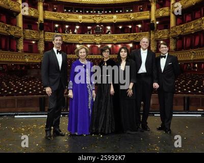Reine émérite espagnole Sofia de Grèce lors du gala commémorant le 150e anniversaire de l'inauguration du Palais Garnier à Madrid. 24 janvier 2025 cordon Press Credit : CORDON PRESS/Alamy Live News Banque D'Images