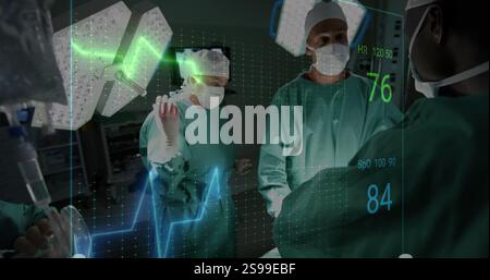 Équipe médicale effectuant la chirurgie avec les signes vitaux et l'image de fréquence cardiaque au-dessus d'eux Banque D'Images