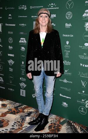 Britta Assauer BEI der 7. Dschungelparty zum Start der RTL Show Ich bin ein Star - Holt mich hier raus im Hotel JW Marriott. Berlin, 24.01.2025 *** Britta Assauer à la fête de la jungle pour le début de l'émission RTL Ich bin ein Star Holt mich hier raus au JW Marriott Hotel Berlin, 24 01 2025 Foto:Xn.xKubelkax/xFuturexImagex dschungelparty 5140 Banque D'Images