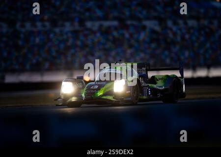 18 CHATIN Paul-Loup (fra), HEINEMEIER HANSSON David (dnk), DALZIEL Ryan (gbr), Era Motorsport, ORECA LMP2 07, #18, action lors des Rolex 24 heures de Daytona 2025, 1ère manche du championnat IMSA WeatherTech Sportscar 2025, du 22 au 26 janvier sur le Daytona International Speedway à Daytona Beach, Floride, États-Unis d'Amérique - photo Joao Filipe / DPPI Banque D'Images