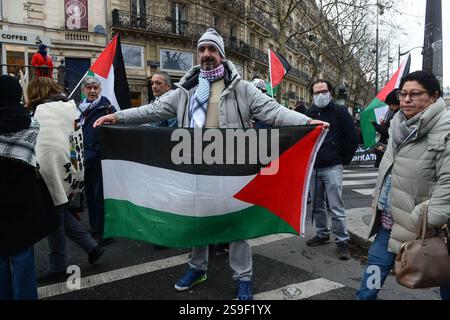 Manifestation pro-palestinienne à Paris le 25 2025 janvier. Photo de Karim ait Adjedjou/ABACAPRESS. COM Banque D'Images