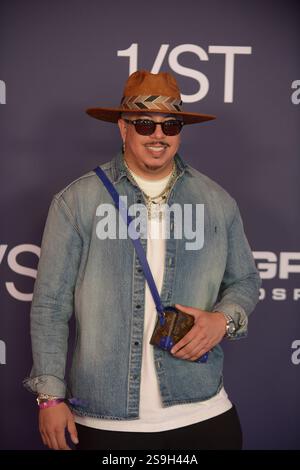 HALLANDALE BEACH, FLORIDE - JANVIER 25 : Purple assiste à la Coupe du monde Pegasus 2025 au Gulfstream Park le 25 janvier 2025 à Hallandale Beach, Floride. Crédit : MPI10 / MediaPunch crédit : MediaPunch Inc / Alamy Live News Banque D'Images