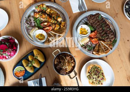 Nandine, un restaurant kurde familial situé à Camberwell, dans le sud de Londres, octobre 2024. Crédit photo : Sam Banque D'Images