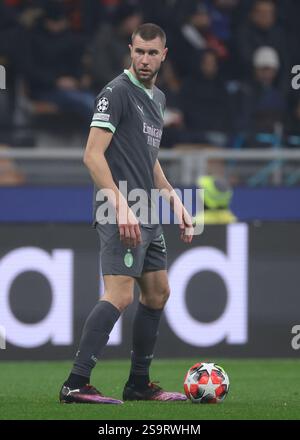 Milan, Italie. 22 janvier 2025. Strahinja Pavlovic de l'AC Milan lors du match de l'UEFA Champions League à Giuseppe Meazza, Milan. Le crédit photo devrait se lire : Jonathan Moscrop/Sportimage crédit : Sportimage Ltd/Alamy Live News Banque D'Images