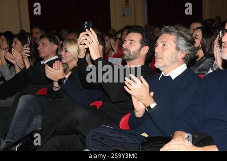 Rome, Italie. 27 janvier 2025. Rome, Théâtre Umberto avant le spectacle "avant de vous réveiller par Angelo Mellone", sur la photo : Alberto Matano crédit : Agence photo indépendante/Alamy Live News Banque D'Images