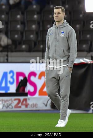 Tjark Ernst (Hertha BSC #1) . (DFLDFB RÉGLEMENTE INTERDIRE TOUTE UTILISATION DE PHOTOGRAPHIES COMME SÉQUENCES D'IMAGES ANDOR QUASI-VIDÉO) Banque D'Images