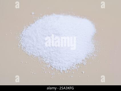 Triphosphate de sodium STP, également tripolyphosphate de sodium STPP ou tripolyphosphate TPP Banque D'Images