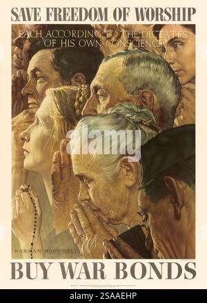 Affiche de 1943 « Save Freedom of Worship – Buy War Bonds » présentant un art de Norman Rockwell (1894-1978) montrant des individus en prière accompagnés des mots : « chacun selon les diktats de sa propre conscience », symbolisant la liberté religieuse dans le cadre de la série des quatre libertés publiée pour la première fois dans le magazine Saturday Evening Post. Photographie d'une affiche originale restaurée de 1943. Crédit : Collection privée / AF Fotografie Banque D'Images