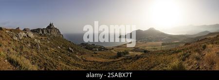 Image de drone, Sainte Eglise d'Agios Paision près de Plakias, côte sud, Crète, Grèce, Europe Banque D'Images