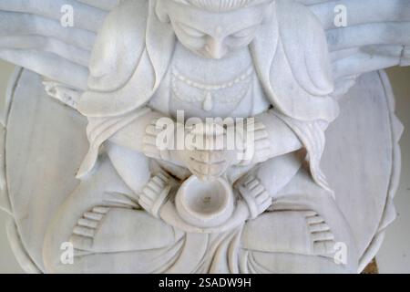 Pagode bouddhiste Thien Quang. Quan am (Quanyin) bodhisattva de compassion ou déesse de la Miséricorde. Tan Chau. Vietnam. Banque D'Images