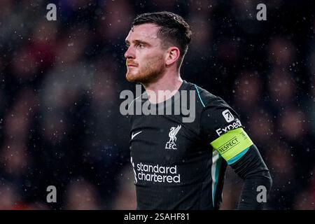 Eindhoven, pays-Bas. 29 janvier 2025. EINDHOVEN, PAYS-BAS - JANVIER 29 : Andrew Robertson, de Liverpool, se présente lors du match MD8 de l'UEFA Champions League 2024/25 entre le PSV Eindhoven et le Liverpool FC au PSV Stadion le 29 janvier 2025 à Eindhoven, pays-Bas. (Photo de René Nijhuis/MB Media) crédit : MB Media solutions/Alamy Live News Banque D'Images