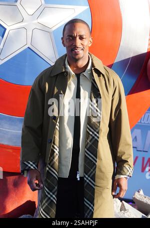 Anthony Mackie assiste à un appel photo pour Captain America : Brave New World à Trafalgar Square, Londres. Date de la photo : jeudi 30 janvier 2025. Banque D'Images