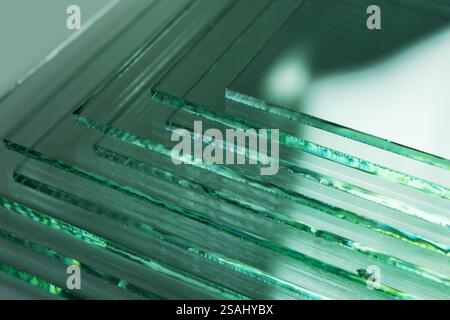 Feuilles de verre, panneaux de verre flotté super clair. Banque D'Images