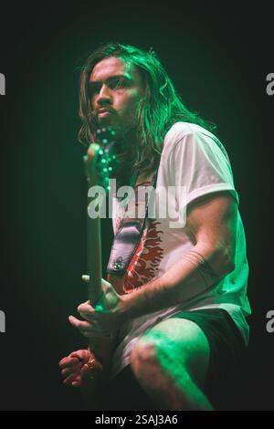 Copenhague, Danemark. 28 janvier 2025. Le groupe de folk rock celtique irlandais The Scratch donne un concert au KB Hallen à Frederiksberg, Copenhague. Banque D'Images