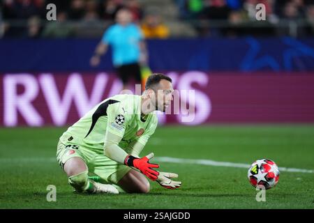 Gérone, Espagne. 30 janvier 2025. Pau Lopez du Girona FC lors du match de l'UEFA Champions League, date 8, entre Girona FC et Arsenal FC a joué au stade Montilivi le 29 janvier 2025 à Gérone Espagne. (Photo de Bagu Blanco/PRESSINPHOTO) crédit : AGENCE SPORTIVE PRESSINPHOTO/Alamy Live News Banque D'Images