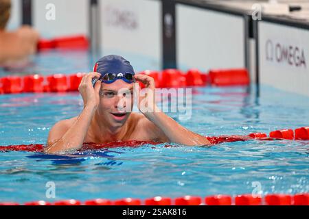 NANTERRE, FRANCE - 30 JUILLET 2024 : Léon Marchand de l'équipe de France après les manches de papillon du 200 m masculin le quatrième jour des Jeux Olympiques de Paris 2024 à pari Banque D'Images