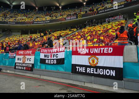 Bucarest, Roumanie. 30 janvier 2025. Manchester United Flags lors du match FCSB contre Manchester United FC UEFA Europa League au stade National Arena (Arena Națională), Bucarest, Roumanie, le 30 janvier 2025 crédit : Eleanor Hoad/Every second Media crédit : Every second Media/Alamy Live News Banque D'Images