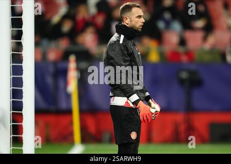 Gérone, Espagne. 30 janvier 2025. Pau Lopez du Girona FC lors du match de l'UEFA Champions League, date 8, entre Girona FC et Arsenal FC a joué au stade Montilivi le 29 janvier 2025 à Gérone Espagne. (Photo de Bagu Blanco/PRESSINPHOTO) crédit : AGENCE SPORTIVE PRESSINPHOTO/Alamy Live News Banque D'Images