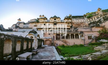 Bundi, Rajasthan, Inde - 12 octobre 2022 : Fort historique de Taragarh est une architecture gigantesque nichée dans le district de Bundi. Il a été construit dans le 16ème c Banque D'Images