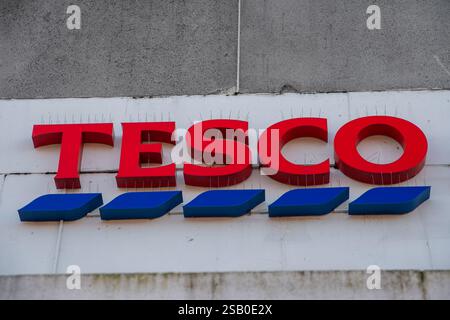 Uxbridge, Royaume-Uni. 30 janvier 2025. Un magasin Tesco à Uxbridge. Crédit : Maureen McLean/Alamy Banque D'Images