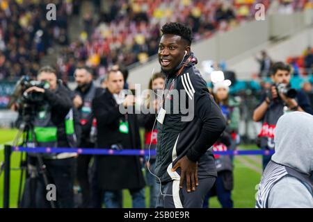 Bucarest, Roumanie. 30 janvier 2025. Le gardien de Manchester United Andre Onana (24 ans) avant le match FCSB contre Manchester United FC UEFA Europa League au stade National Arena (Arena Națională) de Bucarest, Roumanie, le 30 janvier 2025 crédit : Eleanor Hoad/Every second Media crédit : Every second Media/Alamy Live News Banque D'Images