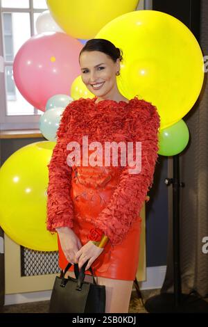 Jana Riva BEI der Marina Hoermanseder Modenschau AM 31.01.2025 im Rahmen der Fashion week 2025 à Berlin Banque D'Images