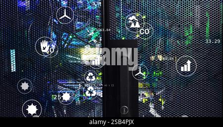 Illustration des icônes écologiques au-dessus de la salle des serveurs Banque D'Images