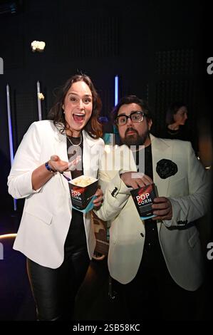 Saskia Grimm und Steven Preisner BEI der Bunte New faces Party 2025 auf der Berlin Fashion week A/W 2025 in der P61 Gallery. Berlin, 31.01.2025 *** Saskia Grimm et Steven Preisner à la Bunte New faces Party 2025 à Berlin Fashion week A W 2025 à la P61 Gallery Berlin, 31 01 2025 Foto:XF.xKernx/xFuturexImagex faces 5127 Banque D'Images