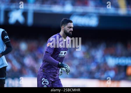 Valencia , Espagne , 2, février 2025. Giorgi Mamardashvili de Valencia CF lors de la 22e manche de la saison régulière de Liga EA Sport. Crédit : Vicente Vidal Fernandez/Alamy Live News Banque D'Images