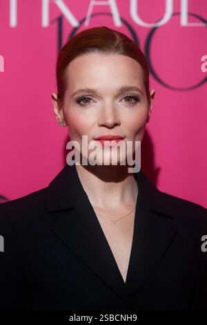 Frauen 100 - öNothing change, si rien ne change Karoline Herfurth beim Frauen 100 événement öNothing change, si rien ne change im crackers AM 30.01.2025 à Berlin *** femmes 100 öNothing change, si rien ne change Karoline Herfurth à l'événement femmes 100 öNothing change, si rien ne change à crackers le 30 01 2025 à Berlin Copyright : xEventpressxKochanx Banque D'Images