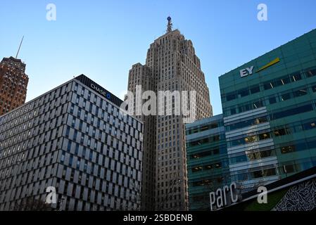 Detroit, États-Unis. 19 décembre 2023. Le Penobscot Building est visible depuis le Campus Martius à Detroit, Michigan, le 19 décembre 2023. (Photo de Alexander Clegg/NurPhoto)0 crédit : NurPhoto SRL/Alamy Live News Banque D'Images