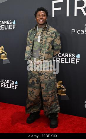 Los Angeles, États-Unis. 02 février 2025. Asake arrive à la 67e cérémonie annuelle des Grammy Awards qui a eu lieu au Crypto.com Arena le 2 février 2025 à Los Angeles, CA. © Lisa OConnor/AFF-USA.com crédit : AFF/Alamy Live News Banque D'Images