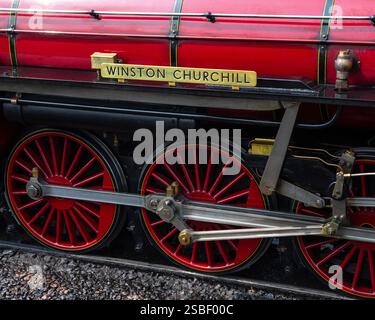 Kent, Royaume-Uni - 19 août 2024 : détail de la magnifique locomotive Winston Churchill à la gare de New Romney, sur le chemin de fer Romney, Hythe et Dymchurch Banque D'Images