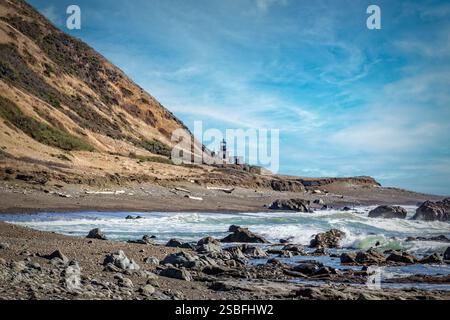Le phare de Punta Gorda sur le manteau perdu en Californie Banque D'Images