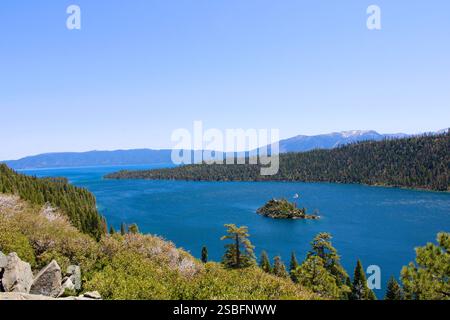 Vue surélevée sur le parc national Emerald Bay Banque D'Images