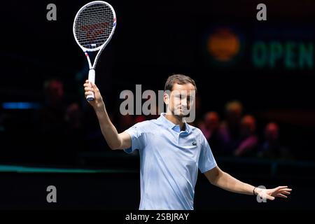 Rotterdam, pays-Bas. 03rd Feb, 2025. ROTTERDAM, PAYS-BAS - 3 FÉVRIER : Daniil Medvedev, de Russie, fait des gestes lors du premier jour de l'ABN AMRO Open à Rotterdam Ahoy le 3 février 2025 à Rotterdam, pays-Bas. (Photo de Joris Verwijst/Orange Pictures) crédit : Orange pics BV/Alamy Live News Banque D'Images