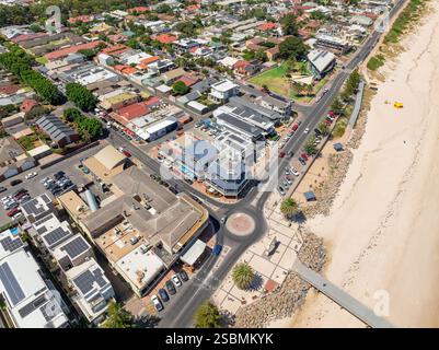 Vue aérienne d'une propriété de front de mer et esplanade à Brighton à Adélaïde, Australie méridionale Banque D'Images