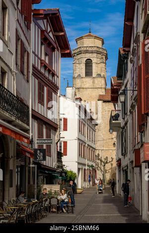 France, Pyrénées Atlantiques, pays Basque, Saint Jean de Luz, l'église Saint-Jean-Baptiste Banque D'Images