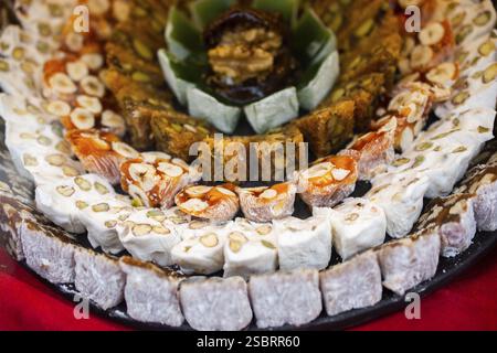 Charger des loukoums enrobés de sucre candy soft lokum Banque D'Images