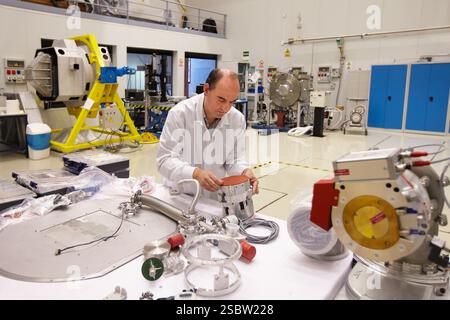 Banc optique projet EMIR outils d'alignement optique salle blanche AIV assemblage, intégration, vérification, Instituto Astrofisica de Canarias IAC, la Lag Banque D'Images