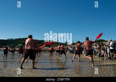 Waitangi, Nouvelle-Zélande. Kapa haka Banque D'Images