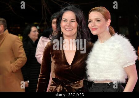 Annalena Baerbock und Karoline Herfurth BEI der Premiere des Kinofilms Wunderschöner im Zoo Palast. Berlin, 04.02.2025 *** Annalena Baerbock et Karoline Herfurth lors de la première du film Wunderschöner au Zoo Palast Berlin, 04 02 2025 Foto:XM.xBehrensx/xFuturexImagex wunderschoener 5270 Banque D'Images