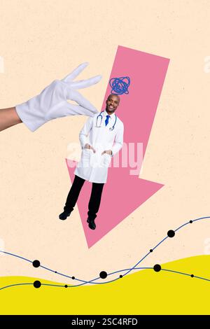 Collage vertical de bannière d'art de Happy american Doctor Man porter uniforme robe pointeur flèche vers le bas main porter gant brainstorming gribble Banque D'Images