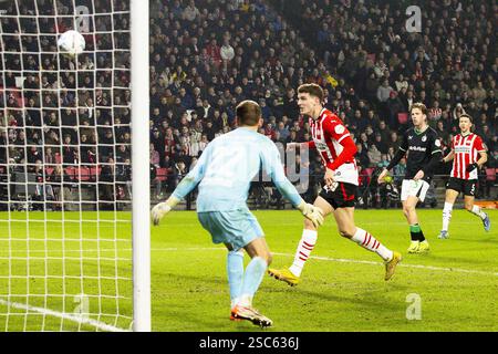 Eindhoven, pays-Bas. 05th Feb, 2025. EINDHOVEN, 05-02-2025, stade Philips, football, coupe KNVB, saison 2024/2025, pendant le match PSV-Feyenoord. Crédit : Pro Shots/Alamy Live News Banque D'Images