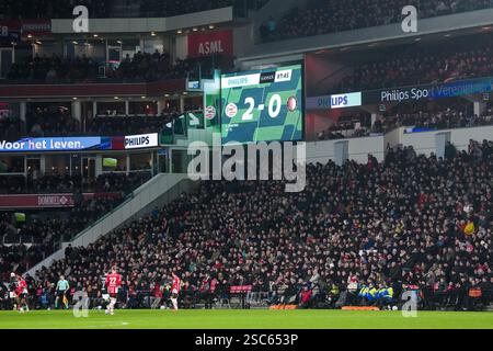 Eindhoven, pays-Bas. 05th Feb, 2025. Eindhoven - le score des quarts de finale de la KNVB Beker 2024/2025, la coupe nationale néerlandaise. Le match se déroule entre le PSV Eindhoven et Feyenoord au Philips Stadion le 5 février 2025 à Eindhoven, aux pays-Bas. Crédit : Box to Box Pictures/Alamy Live News Banque D'Images