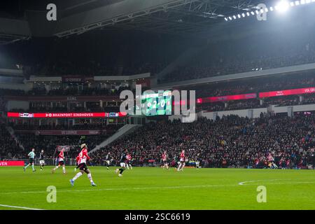 Eindhoven, pays-Bas. 05th Feb, 2025. Eindhoven - le score des quarts de finale de la KNVB Beker 2024/2025, la coupe nationale néerlandaise. Le match se déroule entre le PSV Eindhoven et Feyenoord au Philips Stadion le 5 février 2025 à Eindhoven, aux pays-Bas. Crédit : Box to Box Pictures/Alamy Live News Banque D'Images