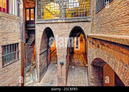 À l'intérieur du palais de Guell (Palau Guell) près du quartier gothique. Barcelone. Espagne. Banque D'Images