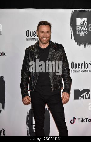 David Guetta pose dans la salle de presse des MTV EMAS, Europe Music Awards 2018, au Bizkaia Arena du Bilbao Exhibition Centre (bec) à Bilbao, Espagne, le 4 novembre 2018 Banque D'Images