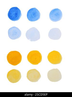 Échantillons d'aquarelle peints sur fond blanc, vue de dessus Banque D'Images
